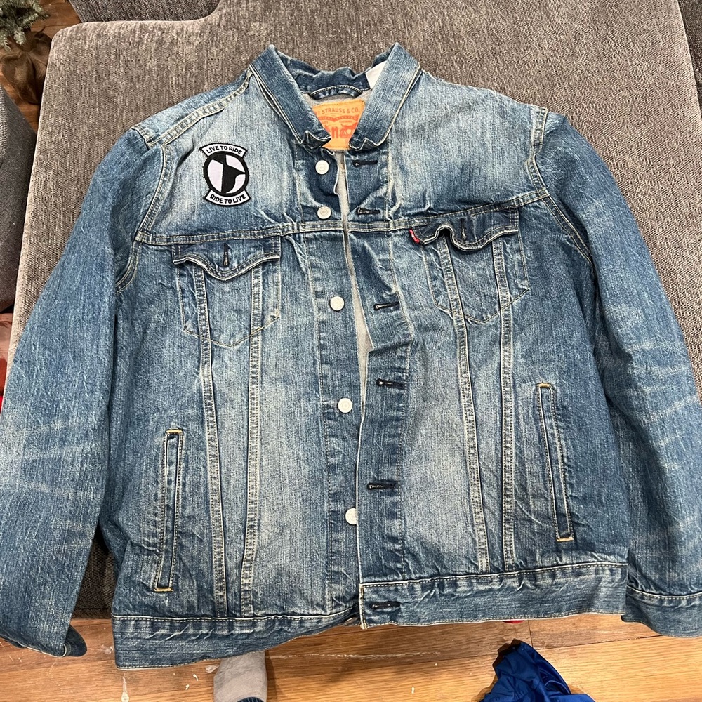 Men’s Denim Jacket